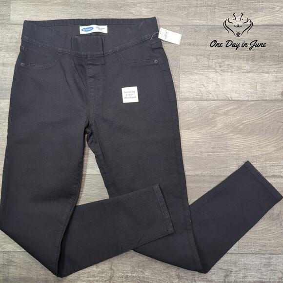 Old Navy Denim - Old Navy Pull On Mid Rise Super Skinny Jeans Size 6